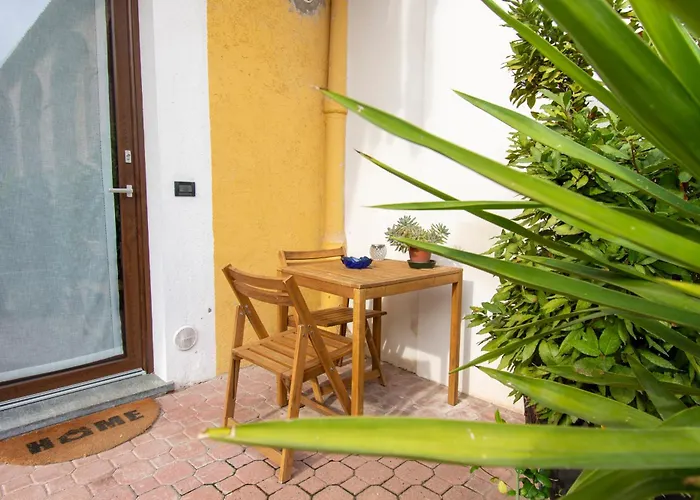 The Royal House - Un Passo Dalla Reggia /en-es-it Διαμέρισμα *