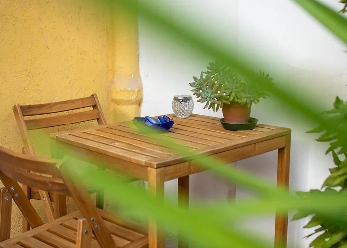 The Royal House - Un Passo Dalla Reggia /en-es-it