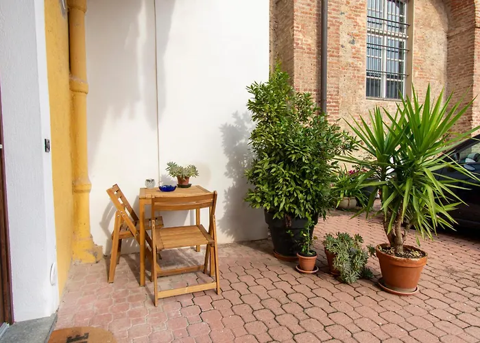 The Royal House - Un Passo Dalla Reggia /en-es-it Διαμέρισμα